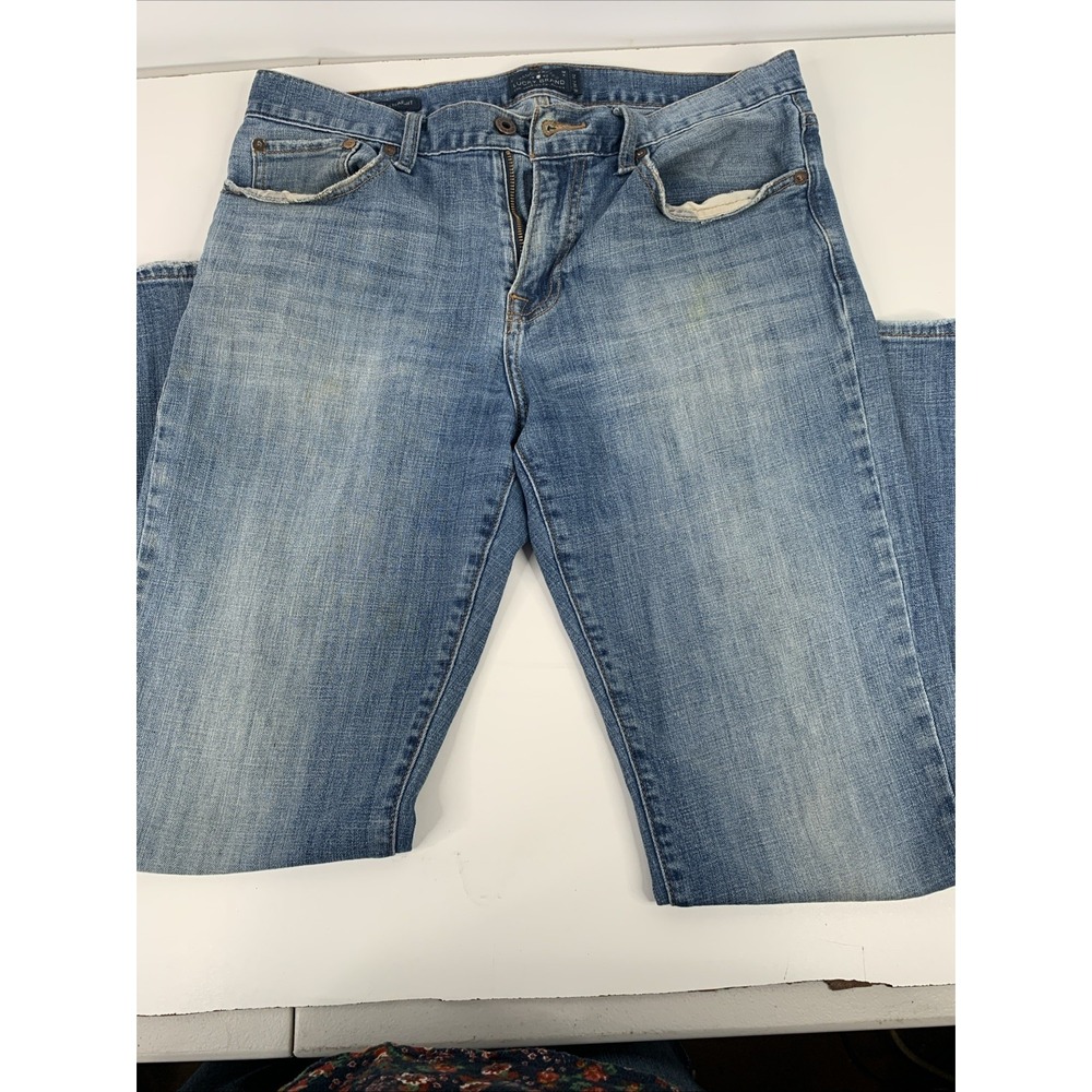 Lucky Brand Jeans Men 34/32 221 Original Straight Medium Wash Blue Denim Stretch